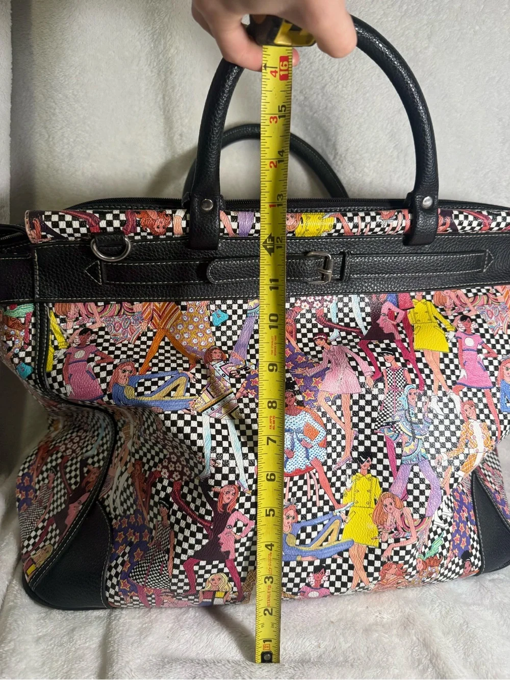 Sydney Love bold tote